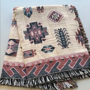 Southwestern Patterned Throw Blanket